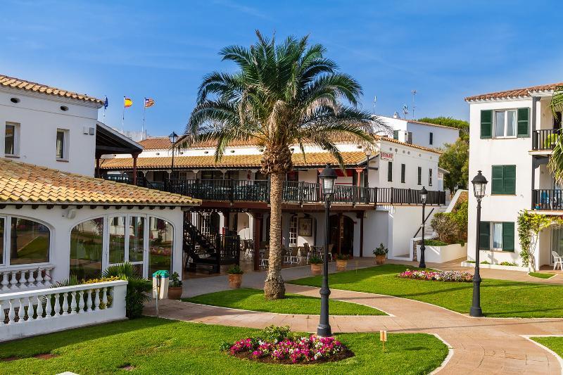 Seth Isla Paraiso Arenal d'en Castell Exterior foto